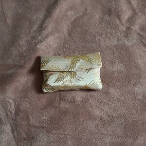 Elegant Cream and Gold Women's Clutch